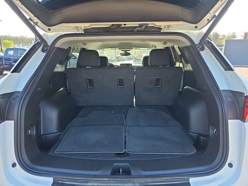 Used 2024 Chevrolet Blazer LT w/ Convenience Package FWD image 13