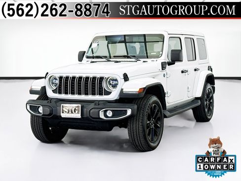 Used 2025 Jeep Wrangler Unlimited Sahara AWD/4WD image 1