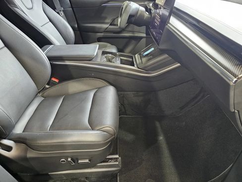 Used 2022 Tesla Model X Plaid AWD/4WD image 7