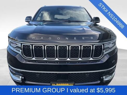 Used 2022 Jeep Wagoneer Series III w/ Premium Group I image 2