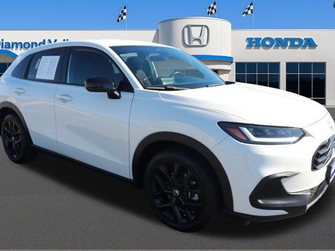 Used 2023 Honda HR-V Sport image 1