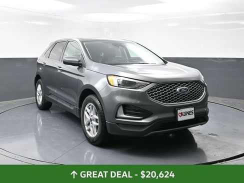 Used 2024 Ford Edge SEL image 5