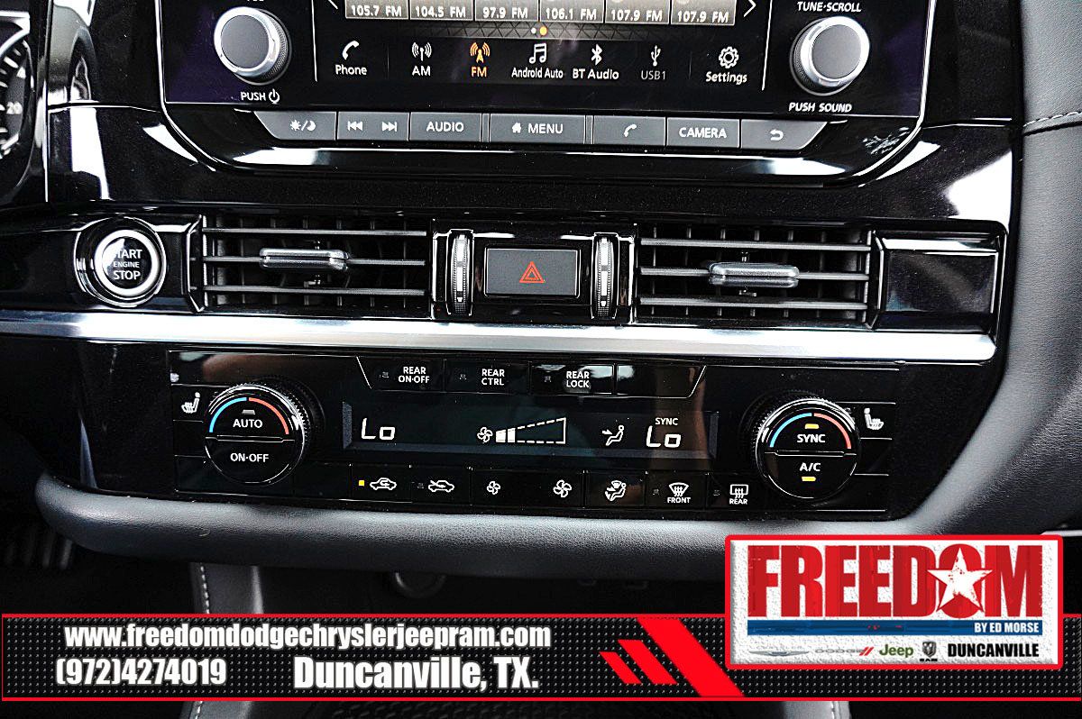 Used 2024 Nissan Pathfinder SV FWD image 23