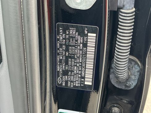 Used 2025 Hyundai Kona SEL image 29