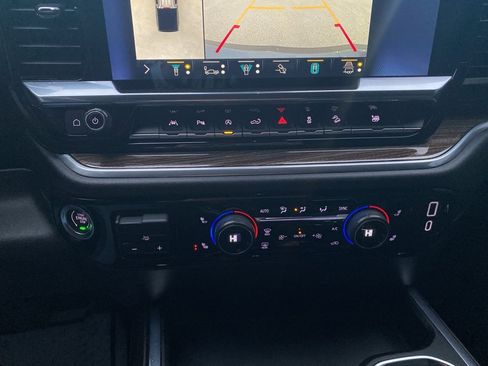 Used 2022 Chevrolet Silverado 1500 LT image 27