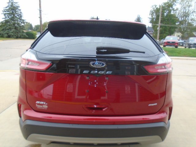 Used 2024 Ford Edge SEL w/ Convenience Package AWD/4WD image 5