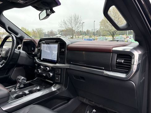 Used 2022 Ford F150 Lariat w/ Equipment Group 502A High AWD/4WD image 22