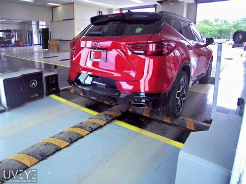 Used 2024 Chevrolet Blazer RS FWD image 3