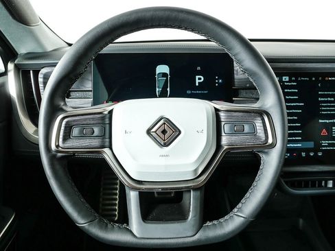 Used 2024 Rivian R1S Adventure image 8