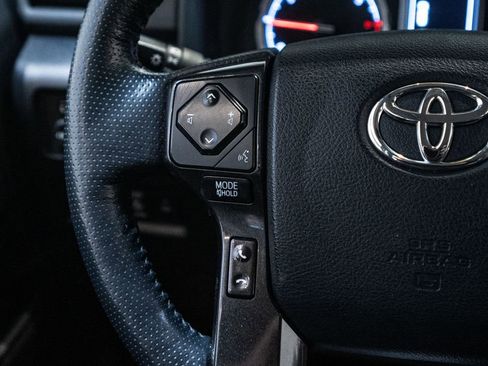 Certified 2024 Toyota 4Runner TRD Off-Road Premium image 31