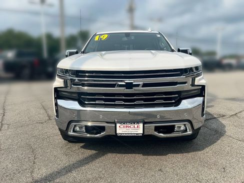 Used 2019 Chevrolet Silverado 1500 LTZ w/ LTZ Plus Package AWD/4WD image 12