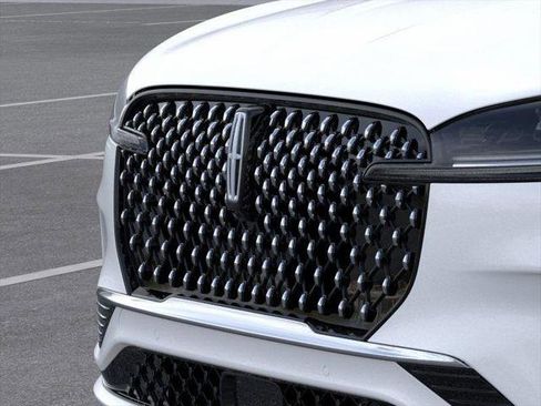 New 2026 Lincoln Aviator Black Label image 17