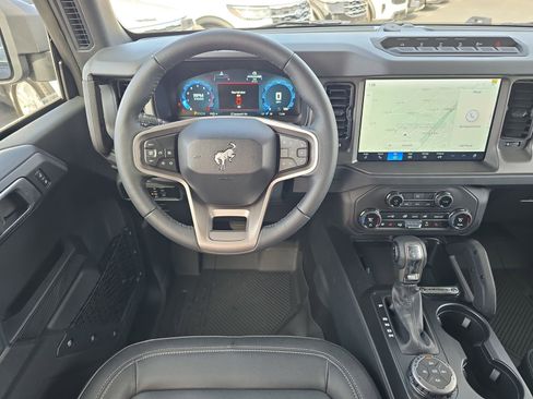 New 2025 Ford Bronco Badlands AWD/4WD image 9