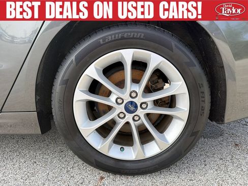 Used 2020 Ford Fusion SE FWD image 28