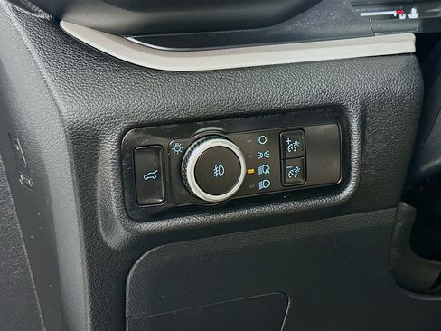 Used 2023 Ford Explorer XLT w/ Equipment Group 202A AWD/4WD image 10
