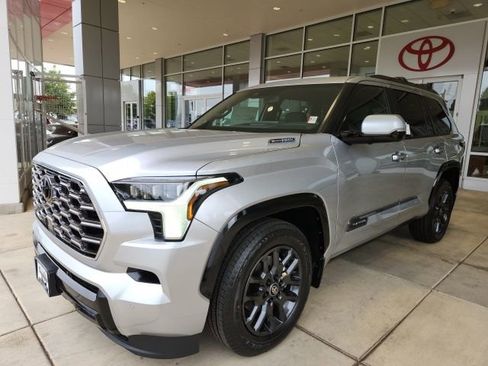 New 2025 Toyota Sequoia Platinum image 8