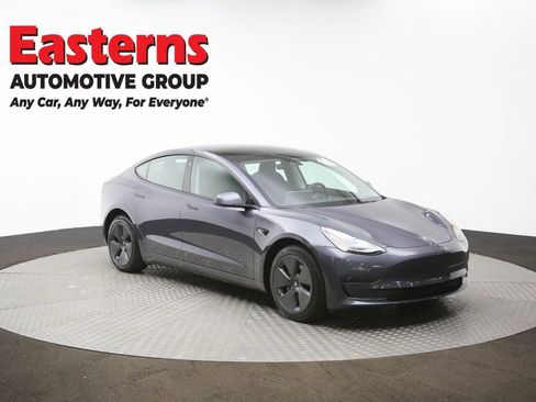 Used 2023 Tesla Model 3 Standard Range image 46