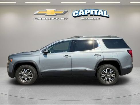 Used 2023 GMC Acadia SLE w/ Driver Convenience Package AWD/4WD image 2