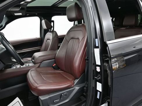 Certified 2022 Ford Expedition Max Limited AWD/4WD image 12