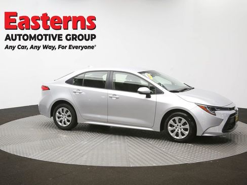 Used 2023 Toyota Corolla LE FWD image 43