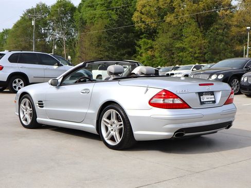 Used 2008 Mercedes-Benz SL 550 image 8