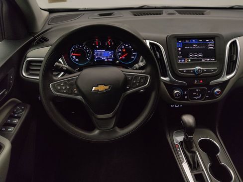 Used 2022 Chevrolet Equinox LS w/ LS Convenience Package FWD image 22
