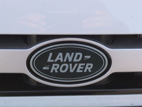 Used 2021 Land Rover Defender 110 S image 11