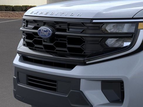 New 2026 Ford Expedition Active AWD/4WD image 17