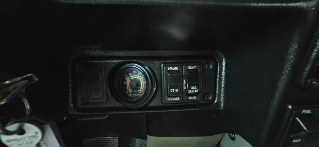 Used 1998 HUMMER H1 4-Door Open Top AWD/4WD image 37