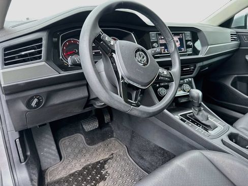 Used 2020 Volkswagen Jetta SE FWD image 10