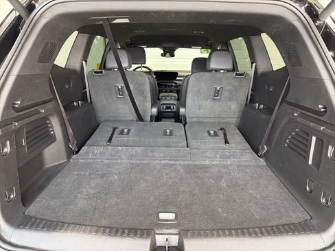 Used 2025 Buick Enclave Sport Touring AWD/4WD image 31