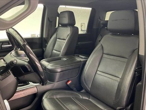 Used 2020 GMC Sierra 3500 Denali w/ Denali Ultimate Package image 16