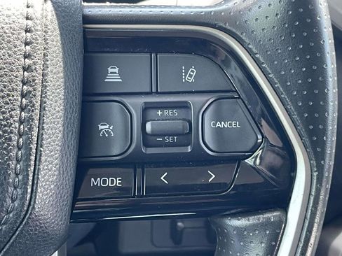 Used 2022 Toyota Tundra SR5 w/ SR5 Convenience Package AWD/4WD image 20