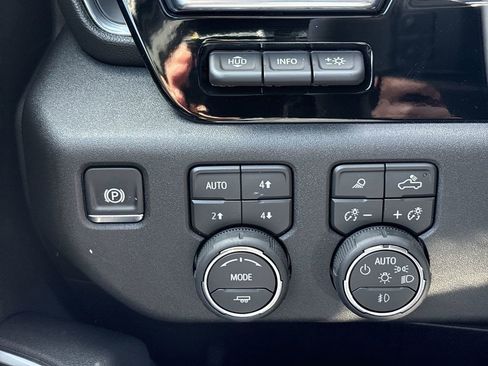 New 2026 Chevrolet Silverado 1500 High Country AWD/4WD image 37