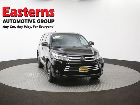 Used 2019 Toyota Highlander XLE AWD/4WD image 55