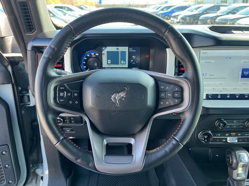 Used 2024 Ford Bronco Heritage Edition image 20