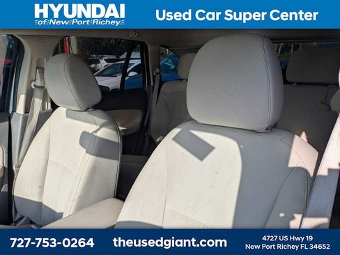 Used 2013 Ford Edge SE FWD image 3