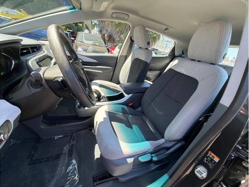 Used 2017 Chevrolet Bolt LT FWD image 11