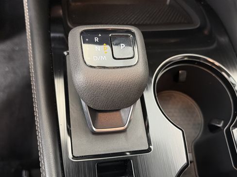 Used 2023 Nissan Rogue SL image 27