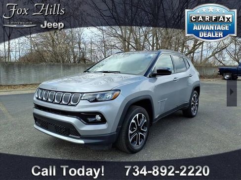 Certified 2022 Jeep Compass Limited AWD/4WD image 3