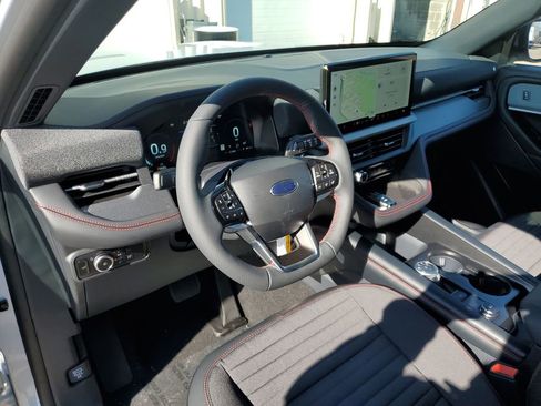 New 2026 Ford Explorer ST-Line image 17