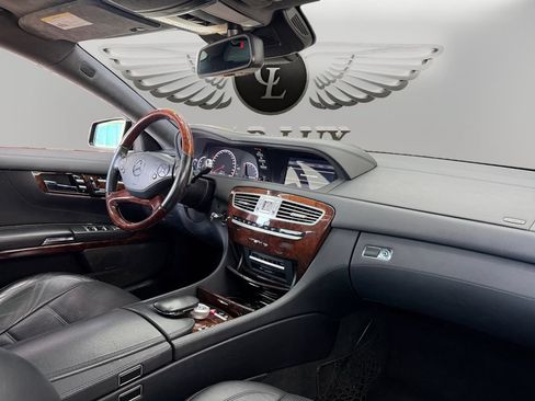 Used 2012 Mercedes-Benz CL 63 AMG image 17