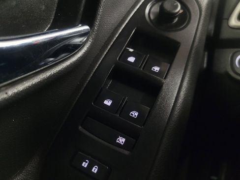 Used 2020 Chevrolet Trax LS w/ Tint and Cruise Package FWD image 27