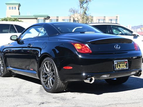 Used 2005 Lexus SC 430 Convertible image 3