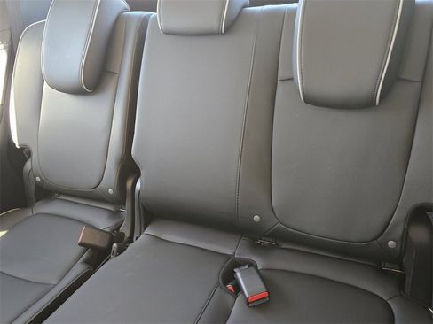 Certified 2025 Honda Odyssey Touring image 14