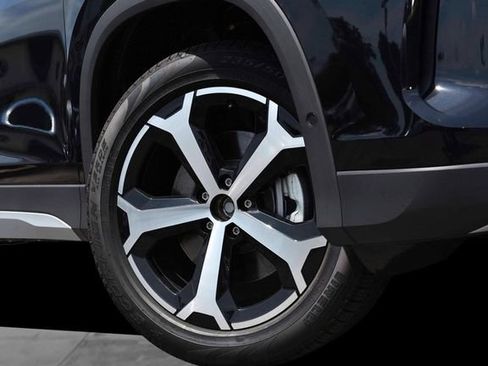 New 2026 Volkswagen Tiguan SE AWD/4WD image 3