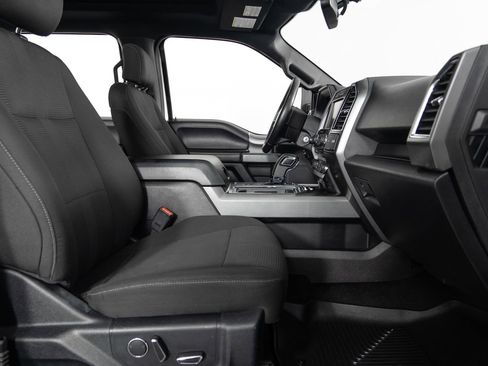 Used 2015 Ford F150 XLT w/ Equipment Group 302A Luxury image 26