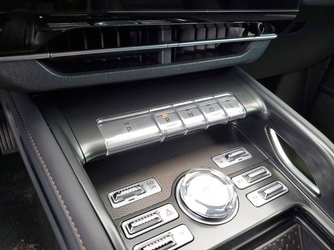 New 2026 Lincoln Nautilus Premier w/ Equipment Group 102A AWD/4WD image 29