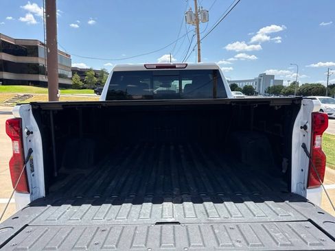 Used 2024 Chevrolet Silverado 1500 LT AWD/4WD image 21