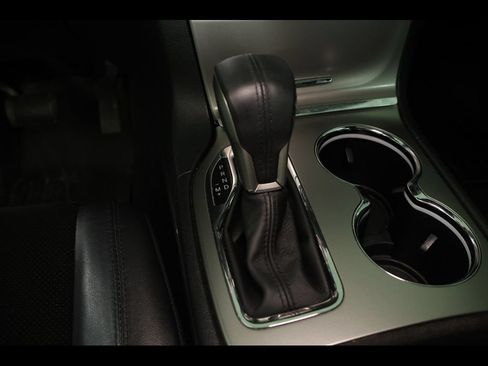 Used 2017 Jeep Grand Cherokee Altitude AWD/4WD image 24
